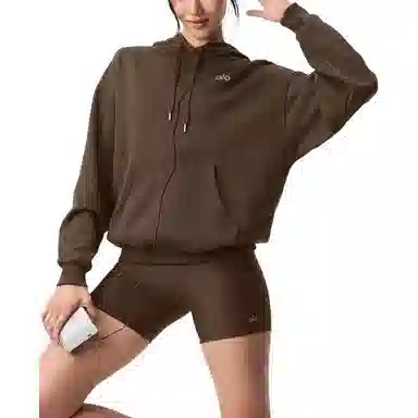 alo yoga JISOO