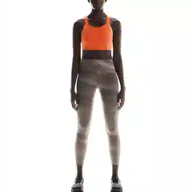 On Performance Tight 78 AOP