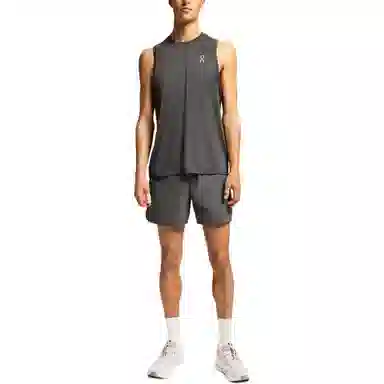 On Essential Shorts
