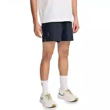 On Essential Shorts