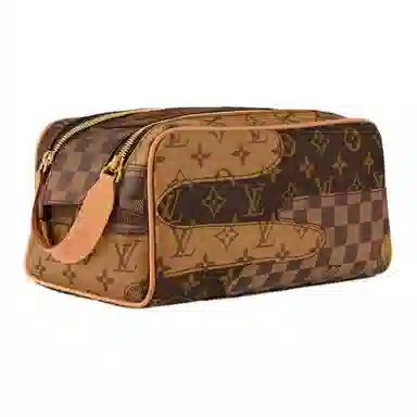 LOUIS VUITTON x Nigo Dopp Kit