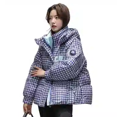 鸭鸭 经典抗寒时尚千鸟格连帽保暖短款羽绒服 女款