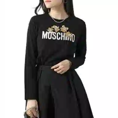 MOSCHINO T