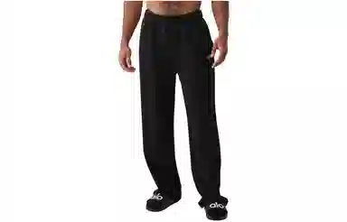 Alo Yoga JISOO Series