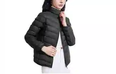 鸭鸭 时尚短款外套羽绒服 女款