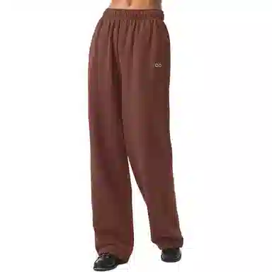 Alo Yoga JISOO Series