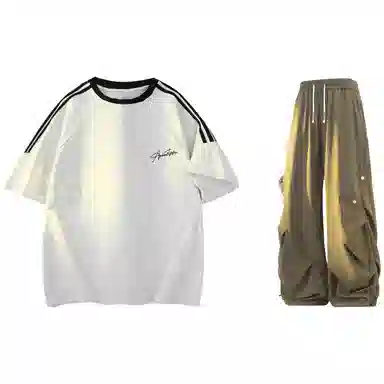 NINETEEN AUTUMN logoT