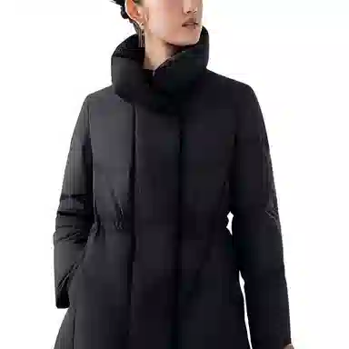 波司登 纯色修身翻领短款休闲长袖羽绒服 女款 栀子白