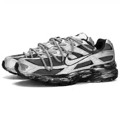 Nike Initiator Silver