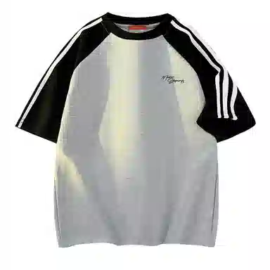 maxim's de paris logoT