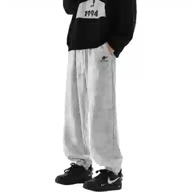 URBAN AUTHENTIC Logo