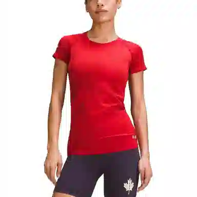 lululemon Team CanadaSwiftly Tech CPC Logo Silverescent T