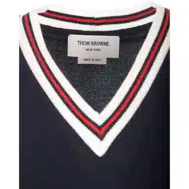 THOM BROWNE V