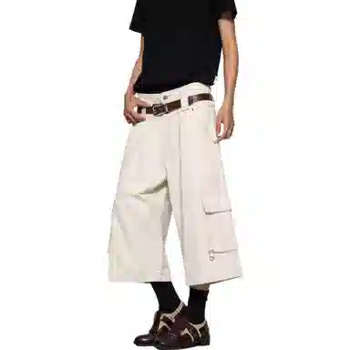 M JEANS STUDIOS 7