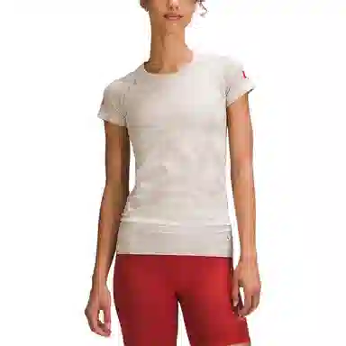 lululemon Team CanadaSwiftly Tech CPC Logo Silverescent T