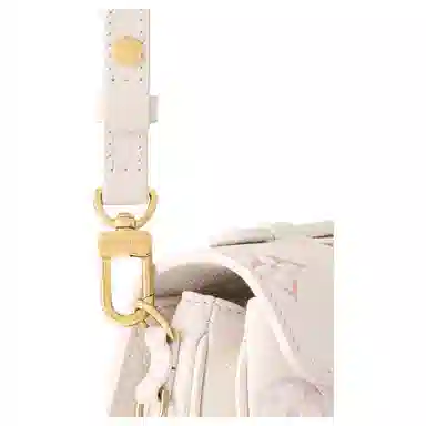 LOUIS VUITTON Pochette Metis East West