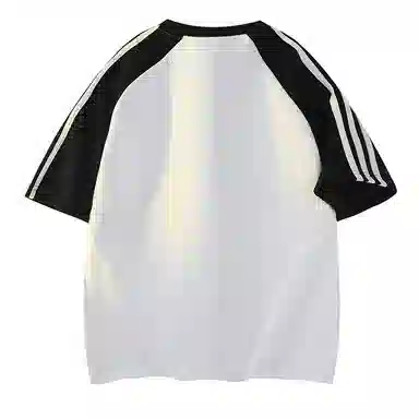 maxim's de paris logoT