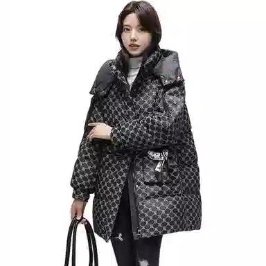 鸭鸭 格子印花宽松连帽中长款羽绒服 女款