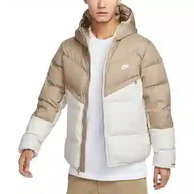 Nike SportswearStorm-FIT Windrunner