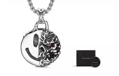 IDEAGEMER Smiley Face Necklace