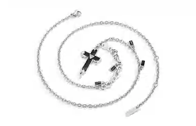 ENFANTIN Cross Necklace