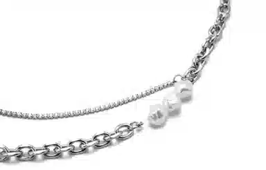 Cooraree Red Stone Pendant Necklace