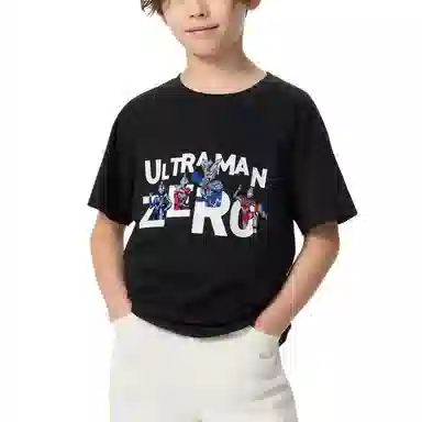 UNIQLOTUT ULTRAMAN