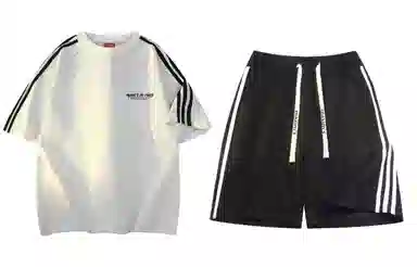 maxim's de paris logo