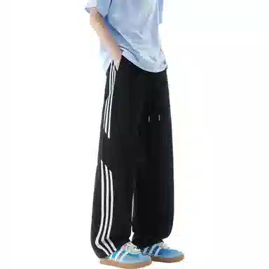 MKIEZER