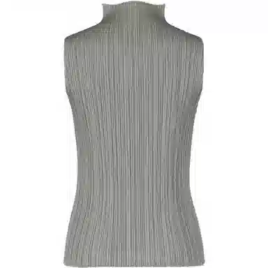 PLEATS PLEASE ISSEY MIYAKE