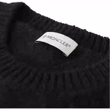 Moncler logo
