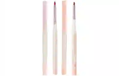 唯资 嘟嘟饱满唇线笔 提升气色