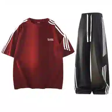 maxim's de paris logoT