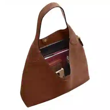 COACH Brooklyn 39 Logo