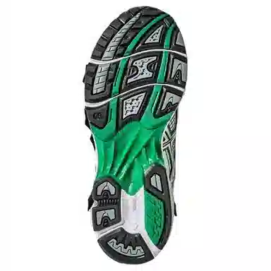 INVINCIBLE x Asics GEL-Nimbus 10.1