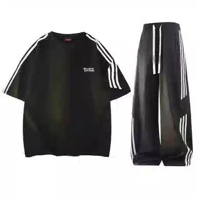 maxim's de paris logoT