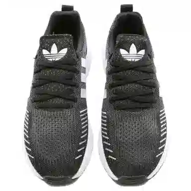 adidas originals Swift Run 22