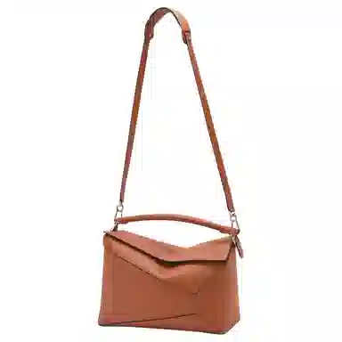 LOEWE Puzzle