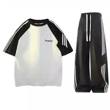 maxim's de paris logo