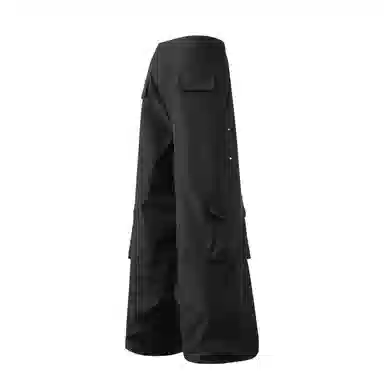 maxim's de paris ins