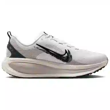 Nike Vomero 18 White