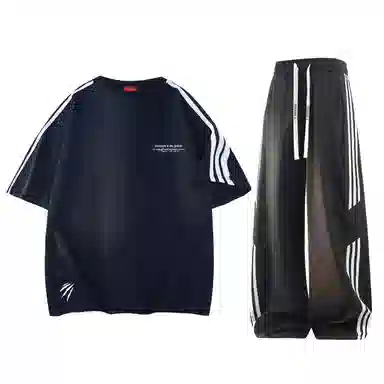 maxim's de paris logoT