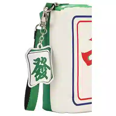 LeSportsac