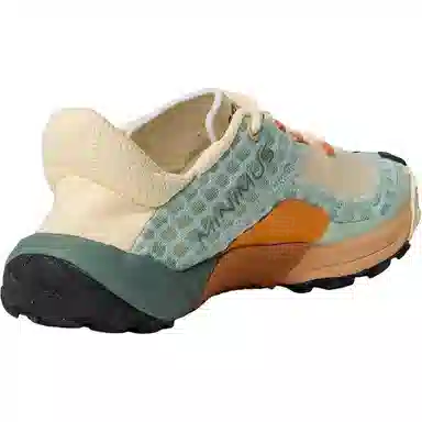 New Balance Minimus Trail