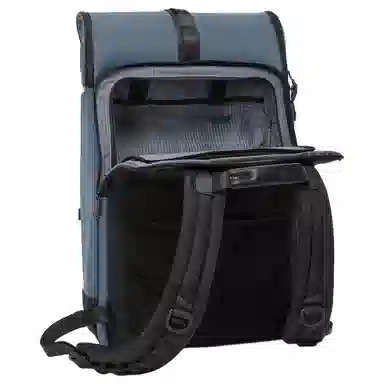 TUMI Surveillance 34L