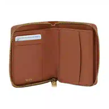 TUMI