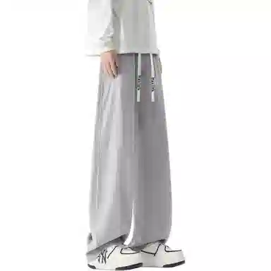 maxim's de paris vibe