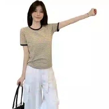 MUCCHIC ootd T