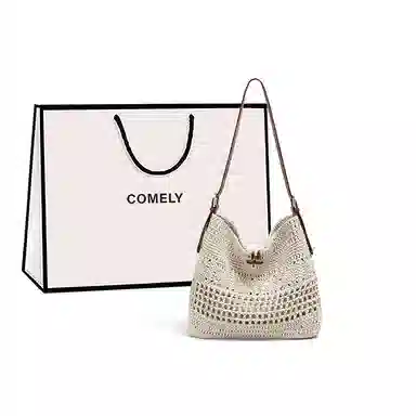 COMELY Tote