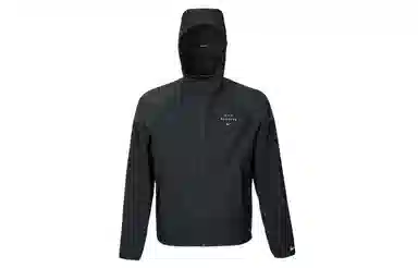 Nike Essential Run Division Flash logo